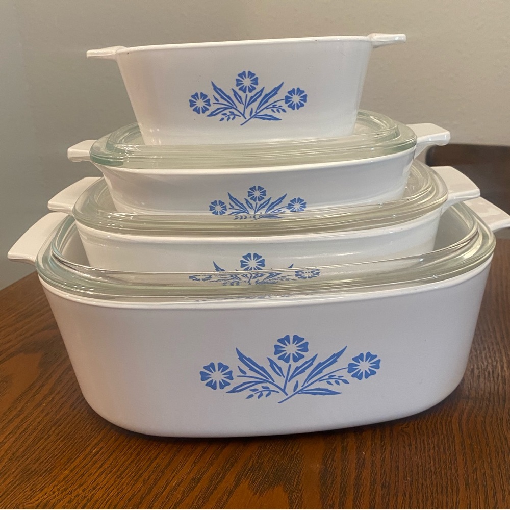 Vintage Corningware Blue Cornflower Pyrex 4-Piece Baking Dish Set w/ 3 Lids